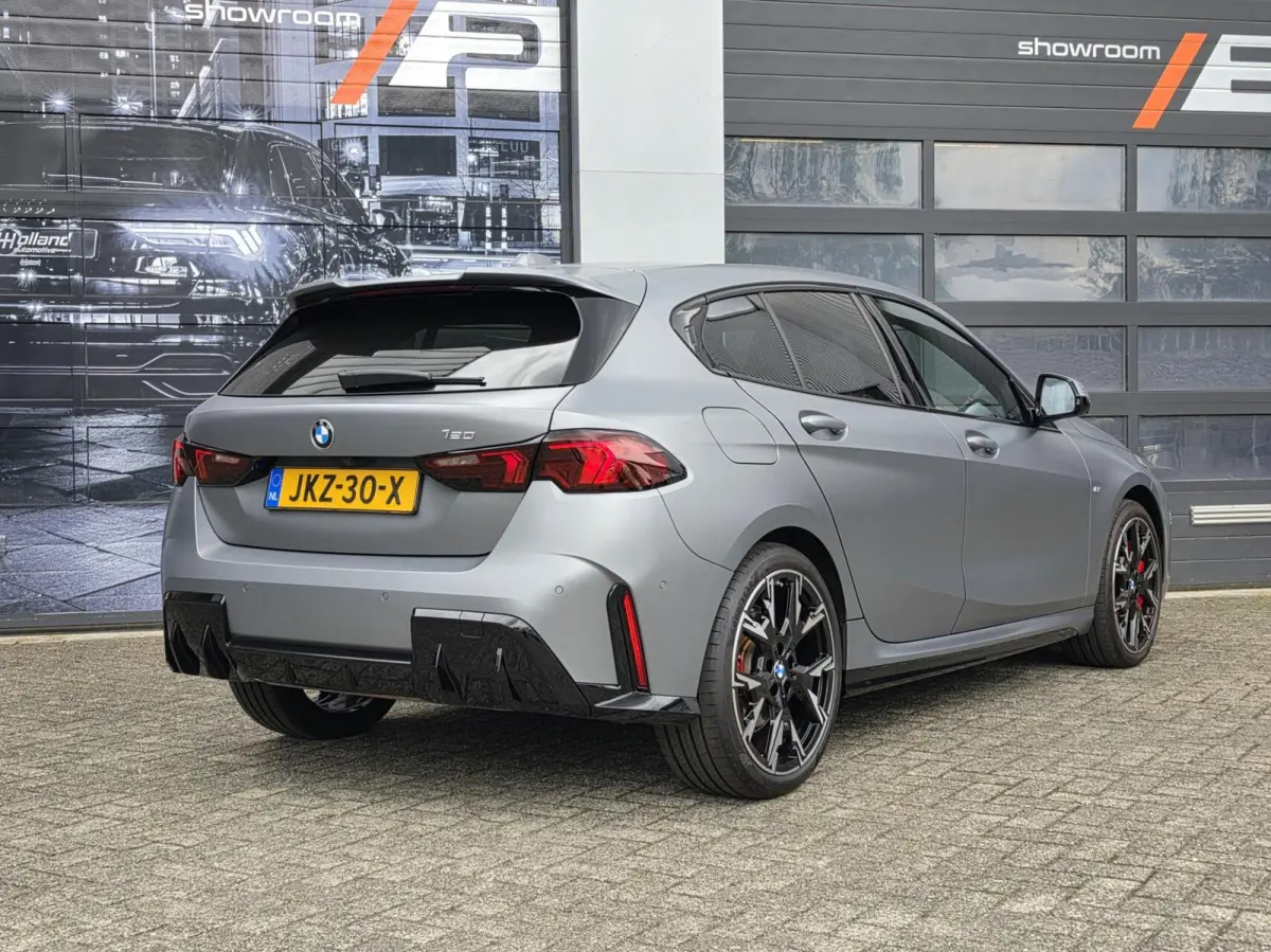 120 M Sport Pak. Pro|FULL OPTION|FROZEN GREY|UNIEK!
