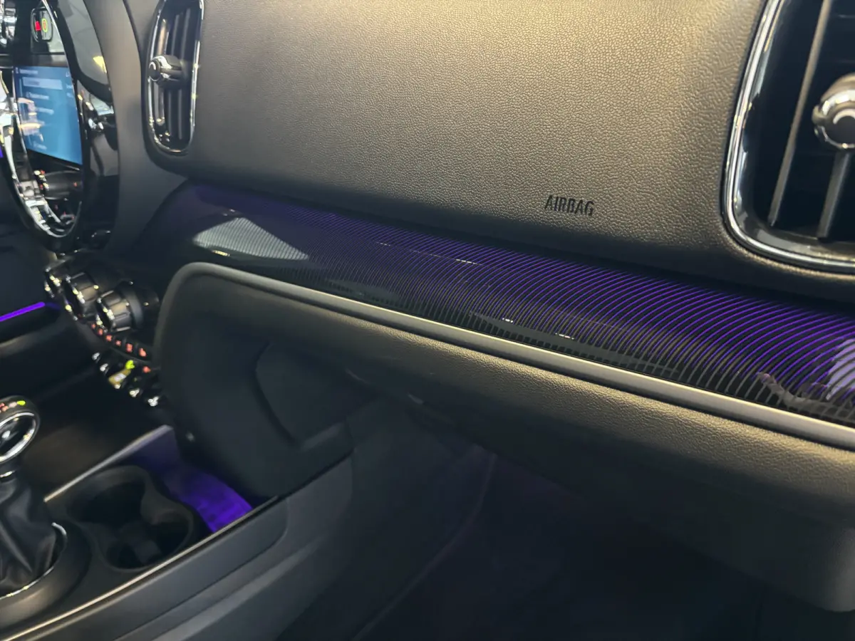 Cooper ALL4 MINI Yours 5x MINI Countryman Cooper S E ALL4 MINI Yours 5x MINI Countryman Cooper S E ALL4 MINI Yours 4x MINI Countryman Cooper S E ALL4 MINI Yours 4x