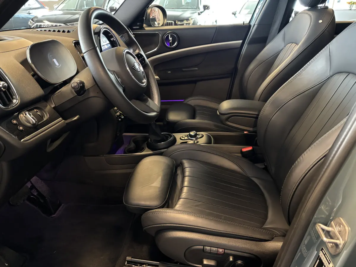 Cooper ALL4 MINI Yours 5x MINI Countryman Cooper S E ALL4 MINI Yours 5x MINI Countryman Cooper S E ALL4 MINI Yours 4x MINI Countryman Cooper S E ALL4 MINI Yours 4x