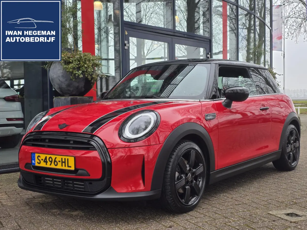 Mini 1.5 Camden Edition | Climate Control | Parkeersensoren | Navigatie | LM Velgen