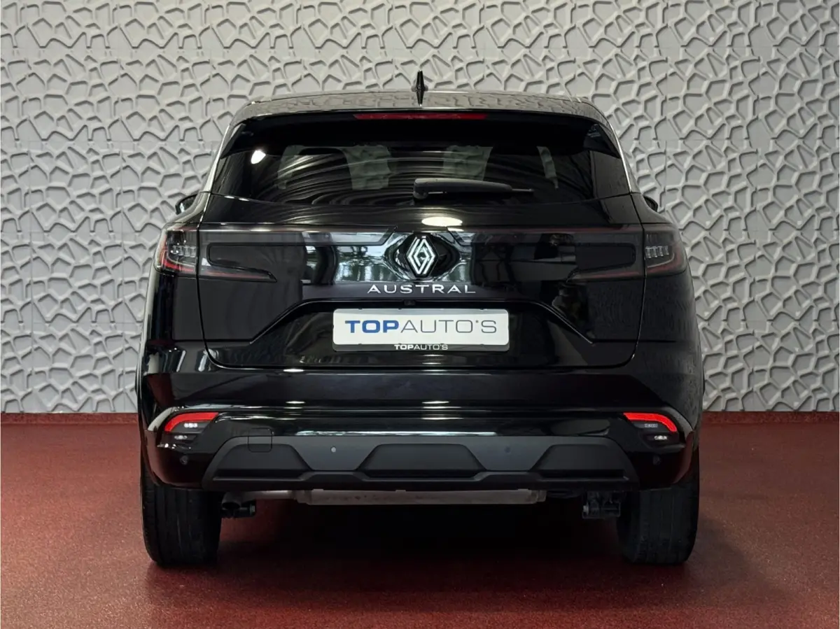 1.3 160PK 4 CILINDER MILD HYBRID PANORAMA 1800 KG TREKGEWICHT TECHNO ELEK.KLEP ELEK.STOEL NAVI STOEL/STUUR/RUIT VERW. LED LEER 1800KG MAX TREKGEWICHT ☑️ Top Auto's Altijd meerdere Renaul