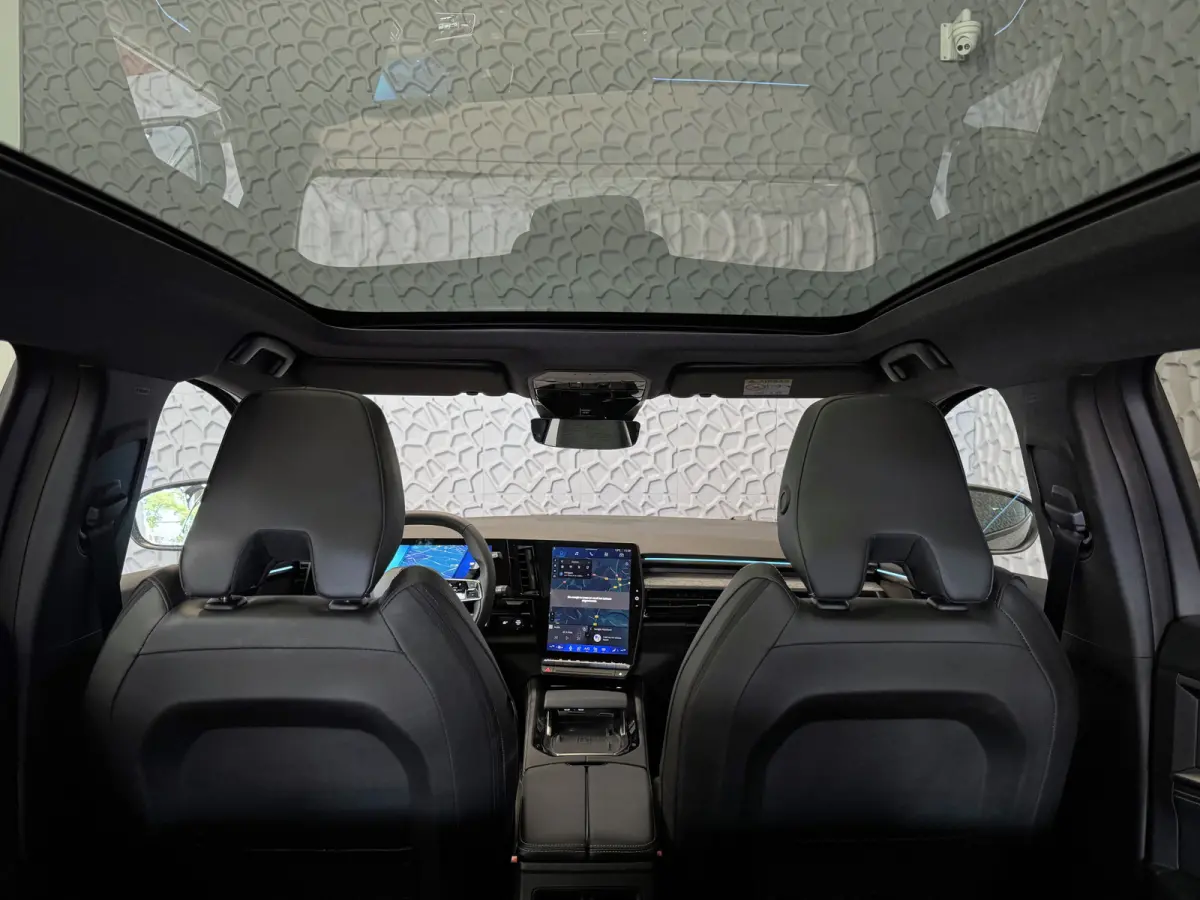 1.3 160PK 4 CILINDER MILD HYBRID PANORAMA 1800 KG TREKGEWICHT TECHNO ELEK.KLEP ELEK.STOEL NAVI STOEL/STUUR/RUIT VERW. LED LEER 1800KG MAX TREKGEWICHT ☑️ Top Auto's Altijd meerdere Renaul