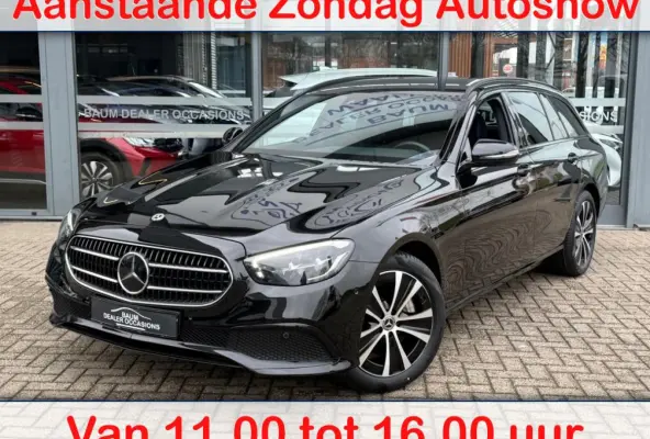 300 De AUTOMAAT AVANTGARDE NAVI PDC-CAMERA STOELVERW.