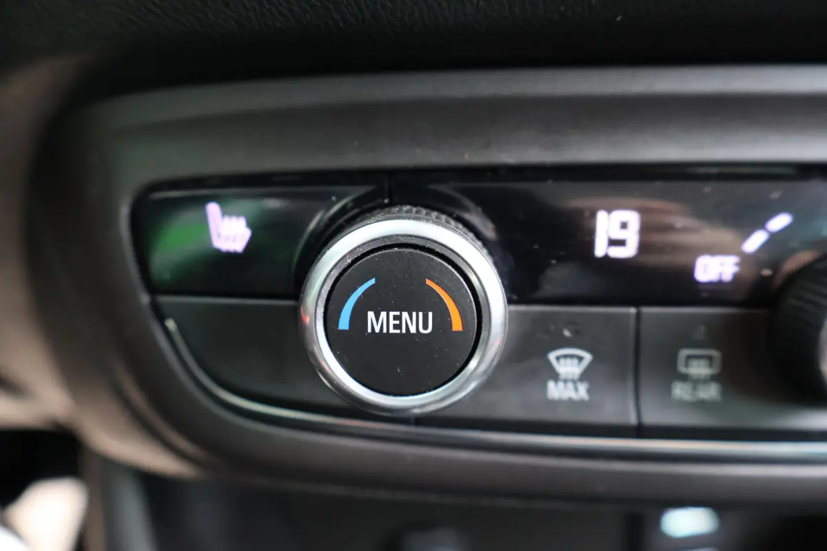 1.2 GS Line 1e Eigenaar | Dealer Onderh | NL-Auto | BTW | Winterpack | Camera | Navi | Climate | LED | Carplay | DAB | Cruise | PDC | LMV