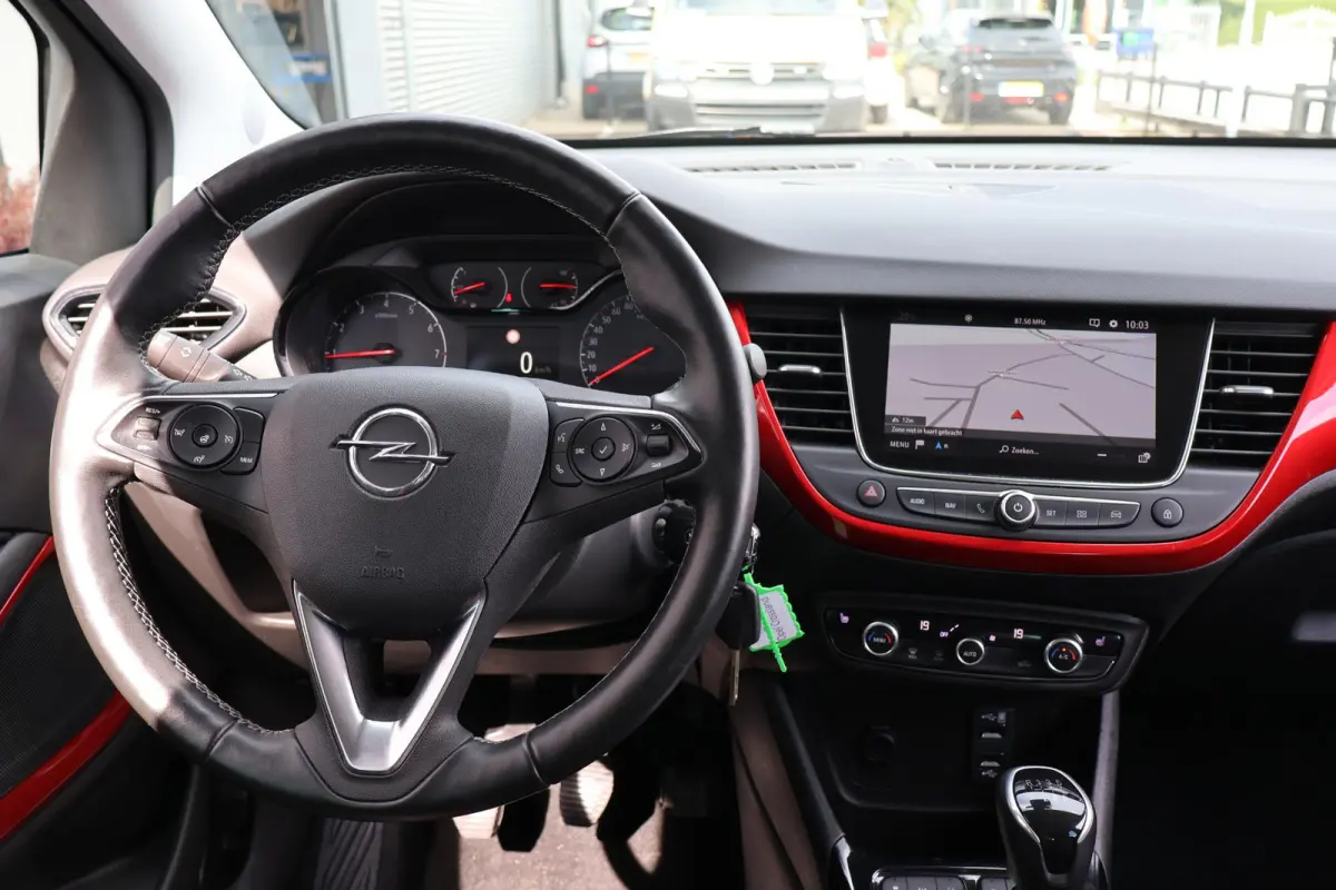 1.2 GS Line 1e Eigenaar | Dealer Onderh | NL-Auto | BTW | Winterpack | Camera | Navi | Climate | LED | Carplay | DAB | Cruise | PDC | LMV