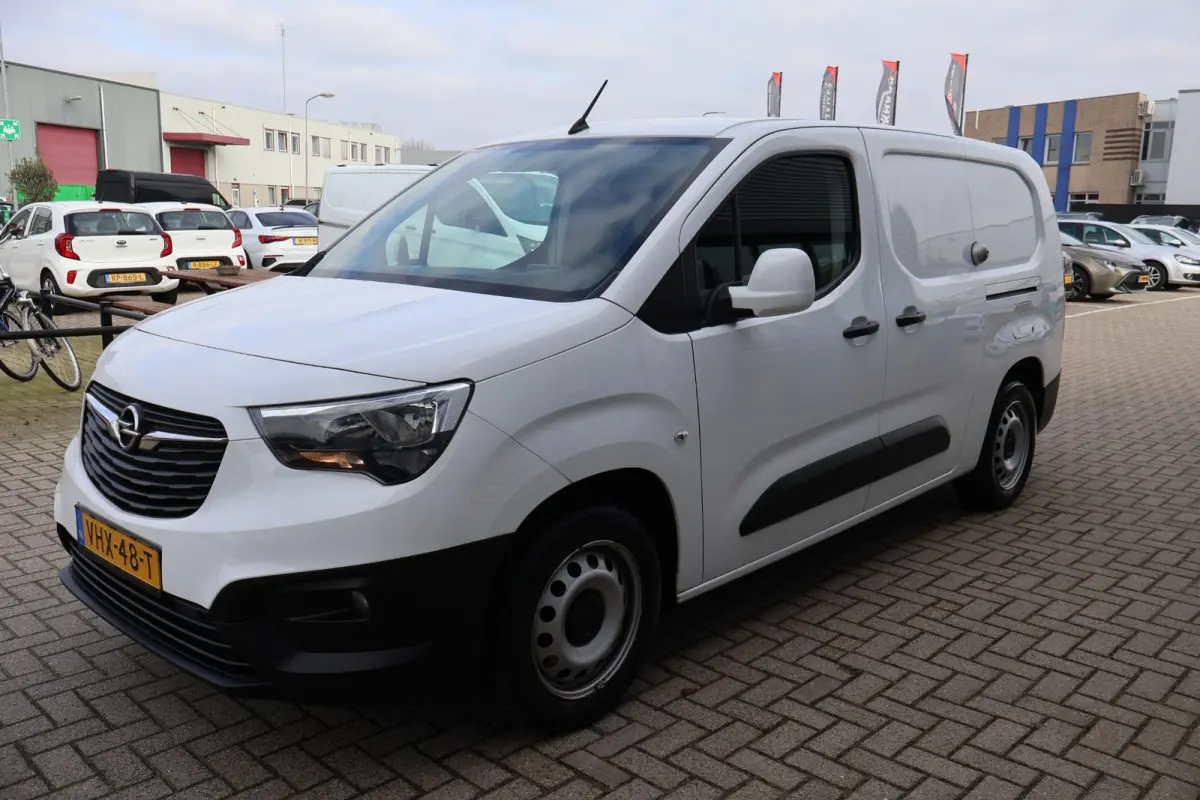 1.5D L2H1 Edition 1e Eigenaar | Dealer Onderh | BTW | NL-Auto | 2xSchuifdeur | Inrichting | Bluetooth | Cruise | Start/Stop | Hill-Hold | PDC