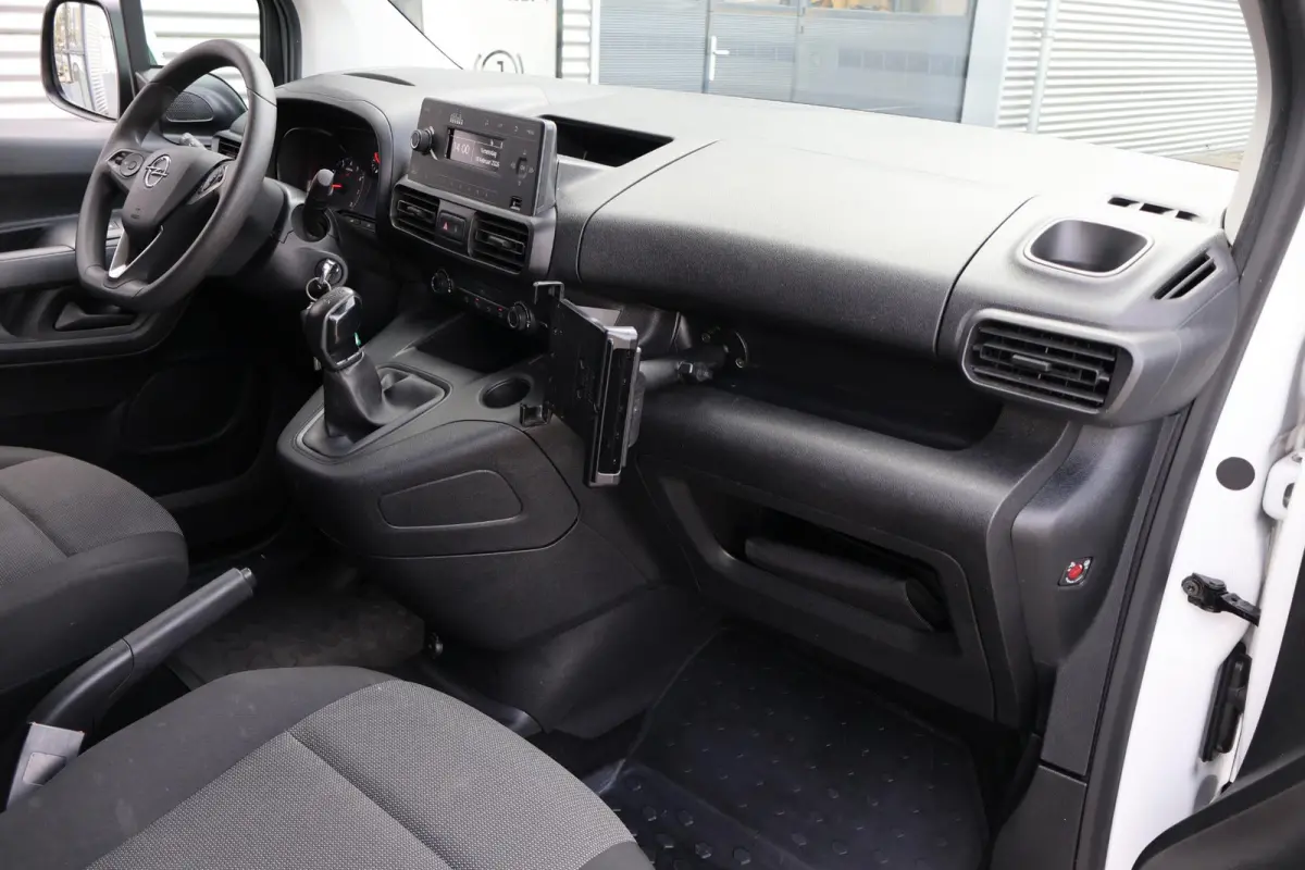 1.5D L2H1 Edition 1e Eigenaar | Dealer Onderh | BTW | NL-Auto | 2xSchuifdeur | Inrichting | Bluetooth | Cruise | Start/Stop | Hill-Hold | PDC