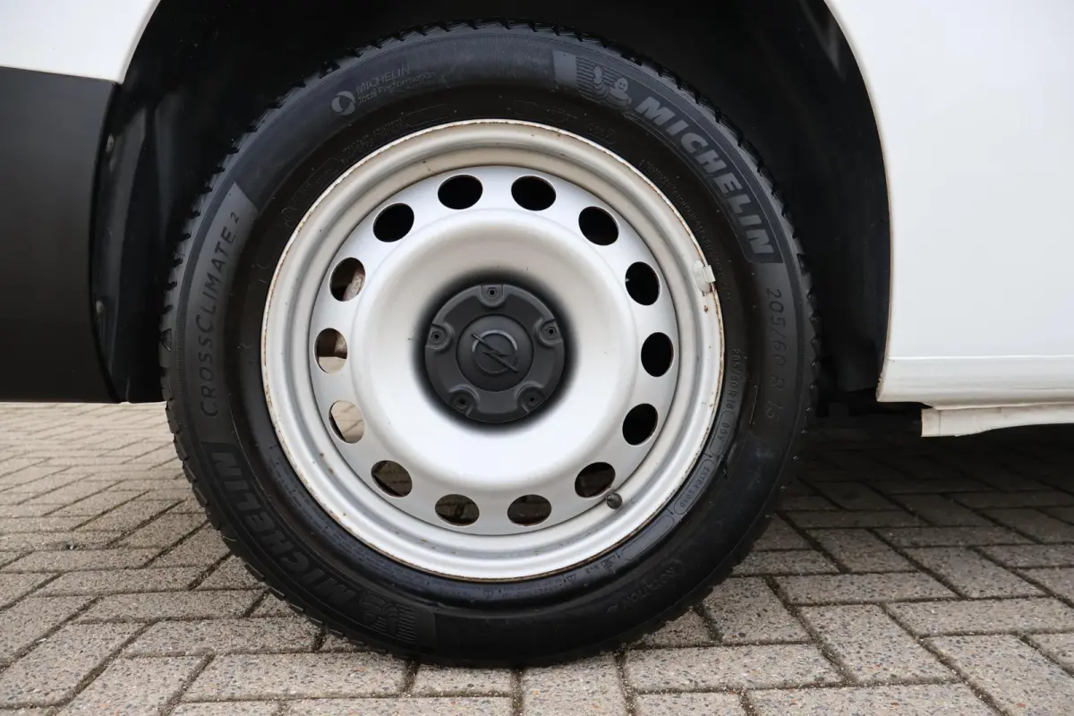 1.5D L2H1 Edition 1e Eigenaar | Dealer Onderh | BTW | NL-Auto | 2xSchuifdeur | Inrichting | Bluetooth | Cruise | Start/Stop | Hill-Hold | PDC