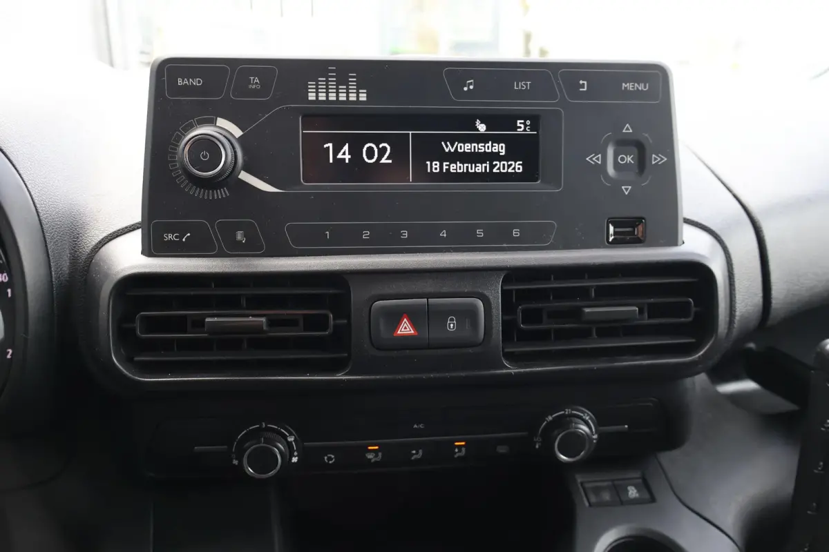 1.5D L2H1 Edition 1e Eigenaar | Dealer Onderh | BTW | NL-Auto | 2xSchuifdeur | Inrichting | Bluetooth | Cruise | Start/Stop | Hill-Hold | PDC