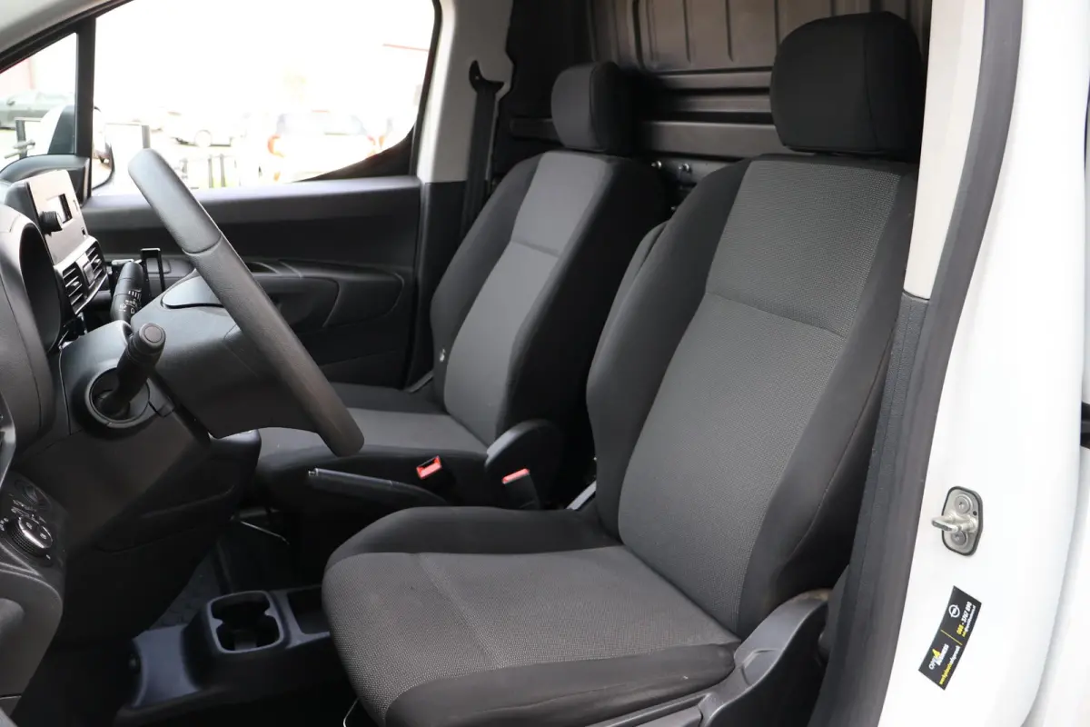 1.5D L2H1 Edition 1e Eigenaar | Dealer Onderh | BTW | NL-Auto | 2xSchuifdeur | Inrichting | Bluetooth | Cruise | Start/Stop | Hill-Hold | PDC