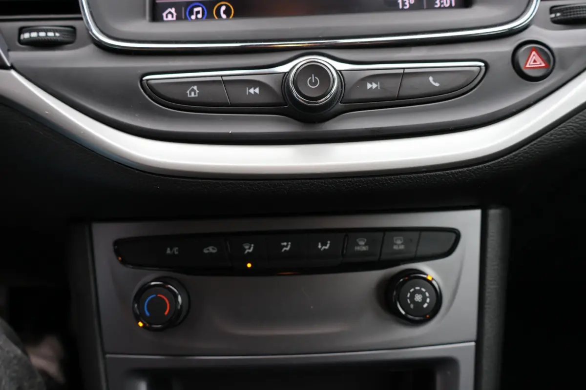 1.2 Edition 1e Eigenaar | NAP | BTW | Volledig Onderh | Airco | Carplay | LED | Cruise | LMV | | Start-Stop | PDC