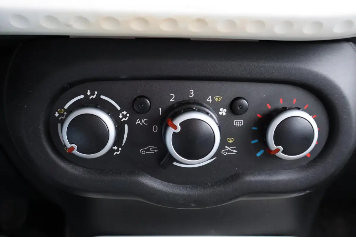 1.0 SCe Collection 1e Eigenaar | BTW | NL-Auto | Volledig Onderh | Airco | Bluetooh | Hill-Hold | LED | Stuurbekrachtiging | Start/Stop | Multifunctioneel Stuur