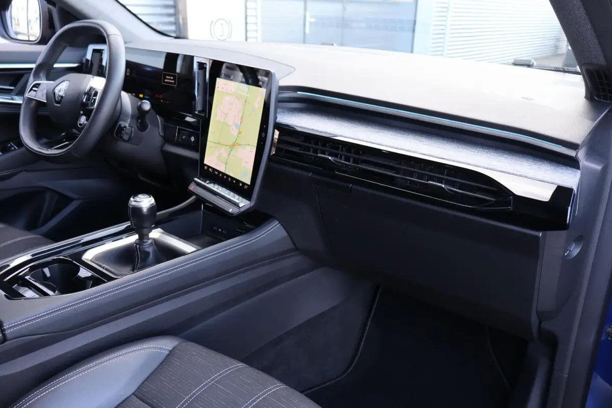 1.2 mild hybrid advanced 130 techno 1e Eigenaar | Volledig Onderh | BTW | NL-Auto | 360 Cam | Sfeer | Navi | Elek Klep | Stoelverwarming | Climate | Carplay | Ad Cruise | Full Led | Keyless 