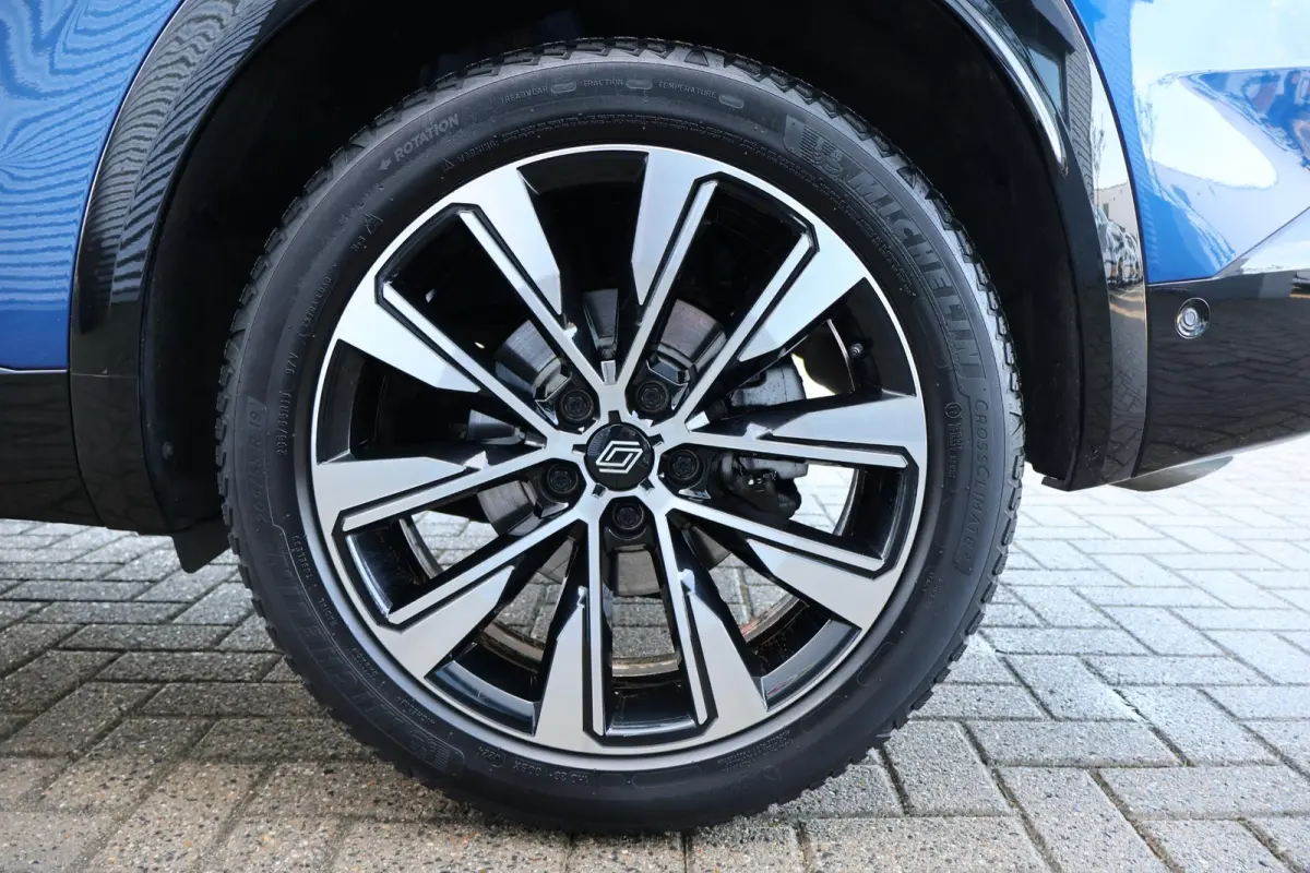 1.2 mild hybrid advanced 130 techno 1e Eigenaar | Volledig Onderh | BTW | NL-Auto | 360 Cam | Sfeer | Navi | Elek Klep | Stoelverwarming | Climate | Carplay | Ad Cruise | Full Led | Keyless 