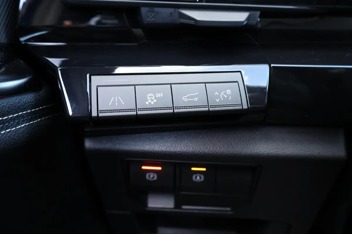 1.2 mild hybrid advanced 130 techno 1e Eigenaar | Volledig Onderh | BTW | NL-Auto | 360 Cam | Sfeer | Navi | Elek Klep | Stoelverwarming | Climate | Carplay | Ad Cruise | Full Led | Keyless 