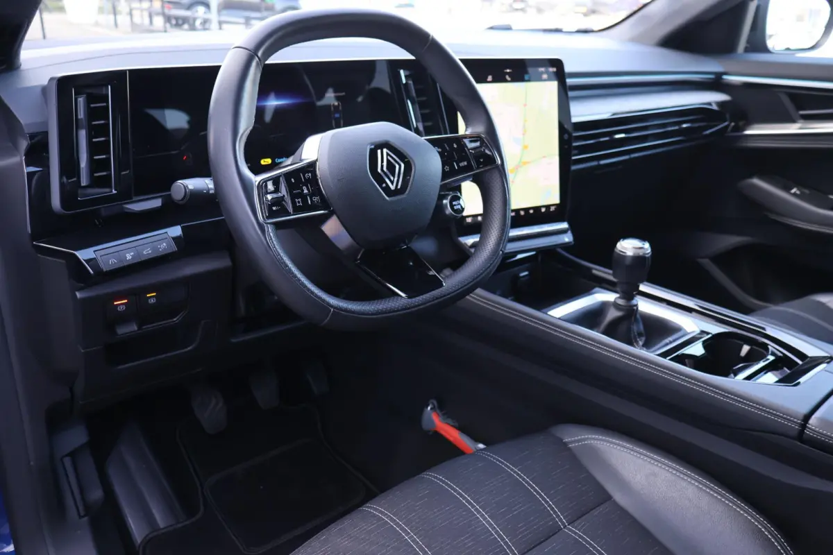 1.2 mild hybrid advanced 130 techno 1e Eigenaar | Volledig Onderh | BTW | NL-Auto | 360 Cam | Sfeer | Navi | Elek Klep | Stoelverwarming | Climate | Carplay | Ad Cruise | Full Led | Keyless 