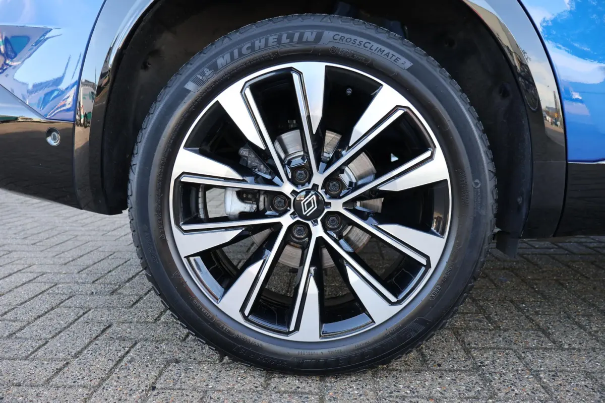 1.2 mild hybrid advanced 130 techno 1e Eigenaar | Volledig Onderh | BTW | NL-Auto | 360 Cam | Sfeer | Navi | Elek Klep | Stoelverwarming | Climate | Carplay | Ad Cruise | Full Led | Keyless 
