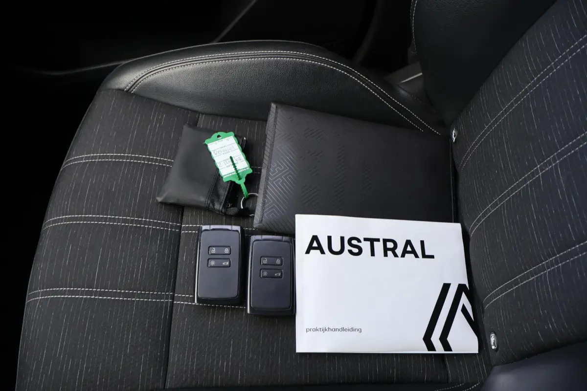 1.2 mild hybrid advanced 130 techno 1e Eigenaar | Volledig Onderh | BTW | NL-Auto | 360 Cam | Sfeer | Navi | Elek Klep | Stoelverwarming | Climate | Carplay | Ad Cruise | Full Led | Keyless 