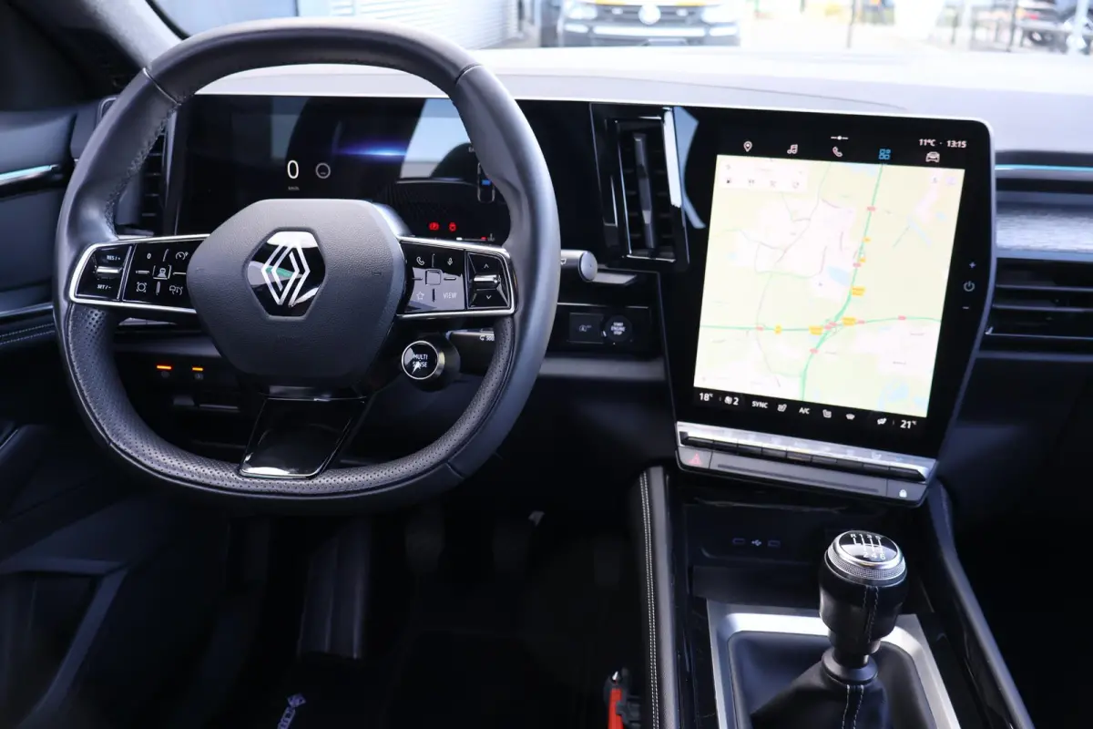 1.2 mild hybrid advanced 130 techno 1e Eigenaar | Volledig Onderh | BTW | NL-Auto | 360 Cam | Sfeer | Navi | Elek Klep | Stoelverwarming | Climate | Carplay | Ad Cruise | Full Led | Keyless 