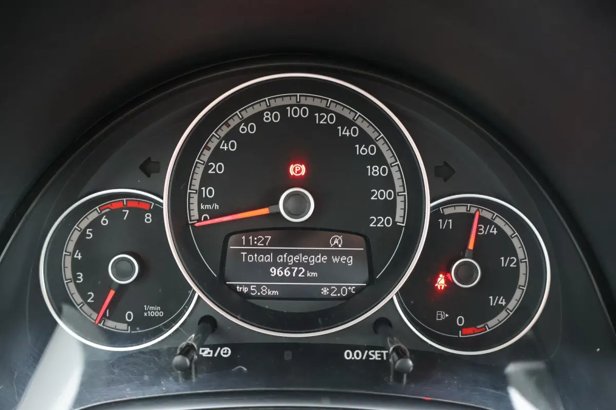 Up! 1.0 BMT move up! 1e Eigenaar | Dealer onderh | BTW | NL-Auto | Airco | Bluetooth | Multimedia | LED | Hill-Hold | Start/stop