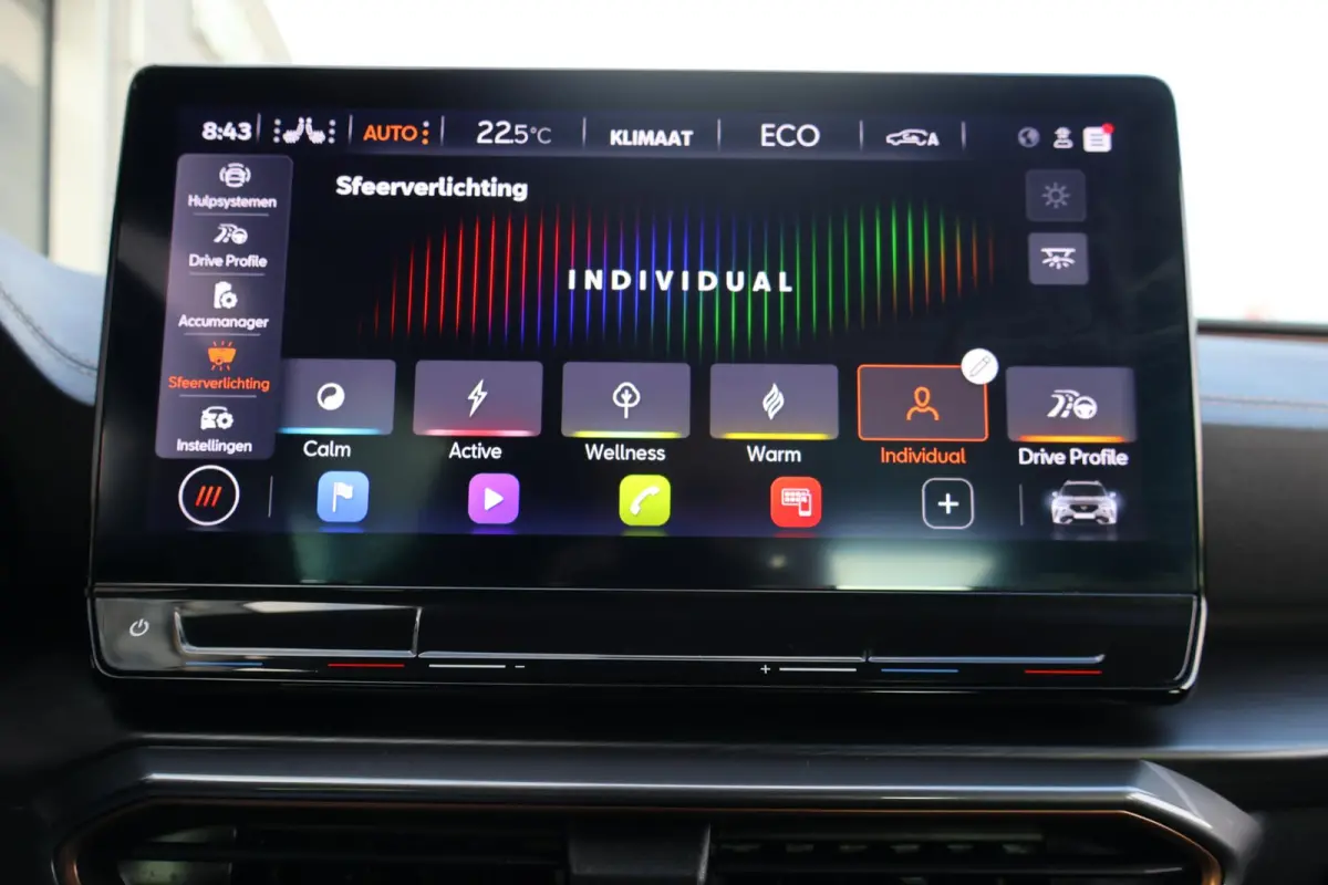 1.4 VZ Copper Edition 245PK | 1e Eigenaar | Dealer Onderh. | BTW | Cupra knop | Sfeer | 360Cam | Winterpack | Matrix LED | Camera | Elek klep | ACC | Climate | Carplay | 1 Laadkabel | Donker