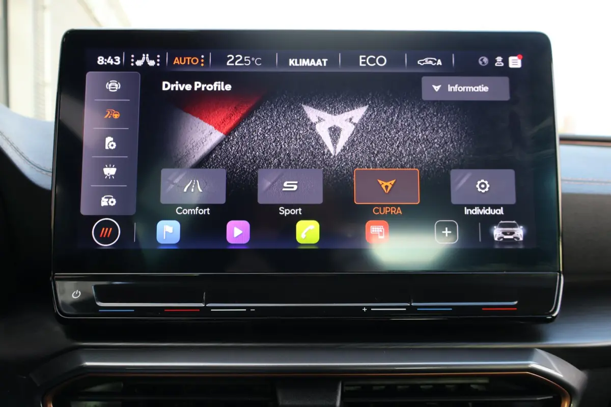 1.4 VZ Copper Edition 245PK | 1e Eigenaar | Dealer Onderh. | BTW | Cupra knop | Sfeer | 360Cam | Winterpack | Matrix LED | Camera | Elek klep | ACC | Climate | Carplay | 1 Laadkabel | Donker