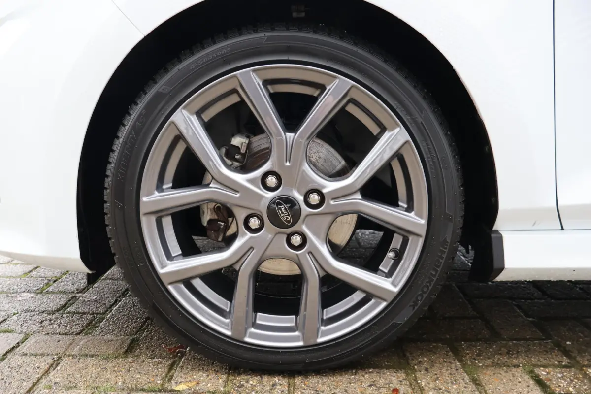1.0 Hybrid ST-Line 1e Eigenaar | Volledig Onderh | NL-Auto | BTW | Carplay | Navi by app | Cruise | LED | Donkere Hemel | Keyless | DAB | PDC | Start/Stop | Hill-Hold