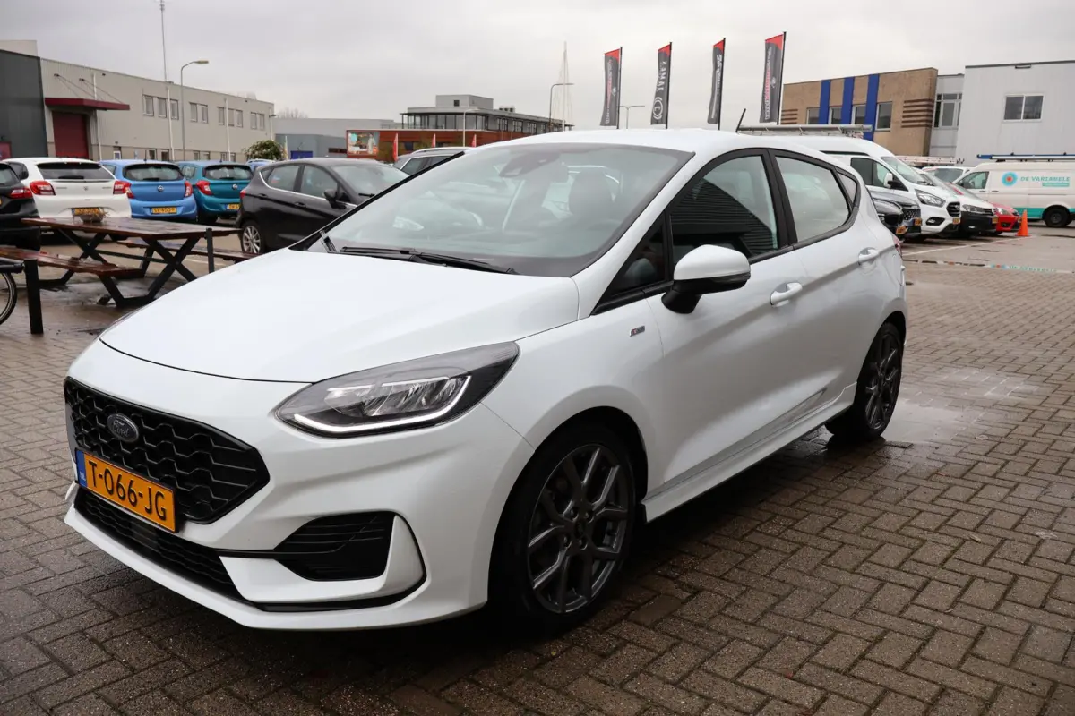 1.0 Hybrid ST-Line 1e Eigenaar | Volledig Onderh | NL-Auto | BTW | Carplay | Navi by app | Cruise | LED | Donkere Hemel | Keyless | DAB | PDC | Start/Stop | Hill-Hold