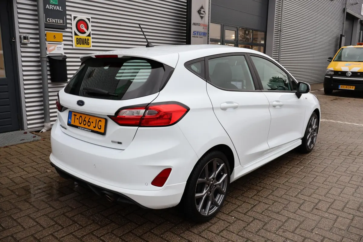 1.0 Hybrid ST-Line 1e Eigenaar | Volledig Onderh | NL-Auto | BTW | Carplay | Navi by app | Cruise | LED | Donkere Hemel | Keyless | DAB | PDC | Start/Stop | Hill-Hold