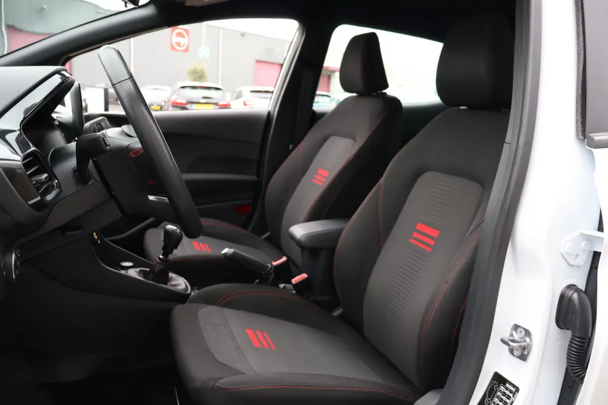 1.0 Hybrid ST-Line 1e Eigenaar | Volledig Onderh | NL-Auto | BTW | Carplay | Navi by app | Cruise | LED | Donkere Hemel | Keyless | DAB | PDC | Start/Stop | Hill-Hold