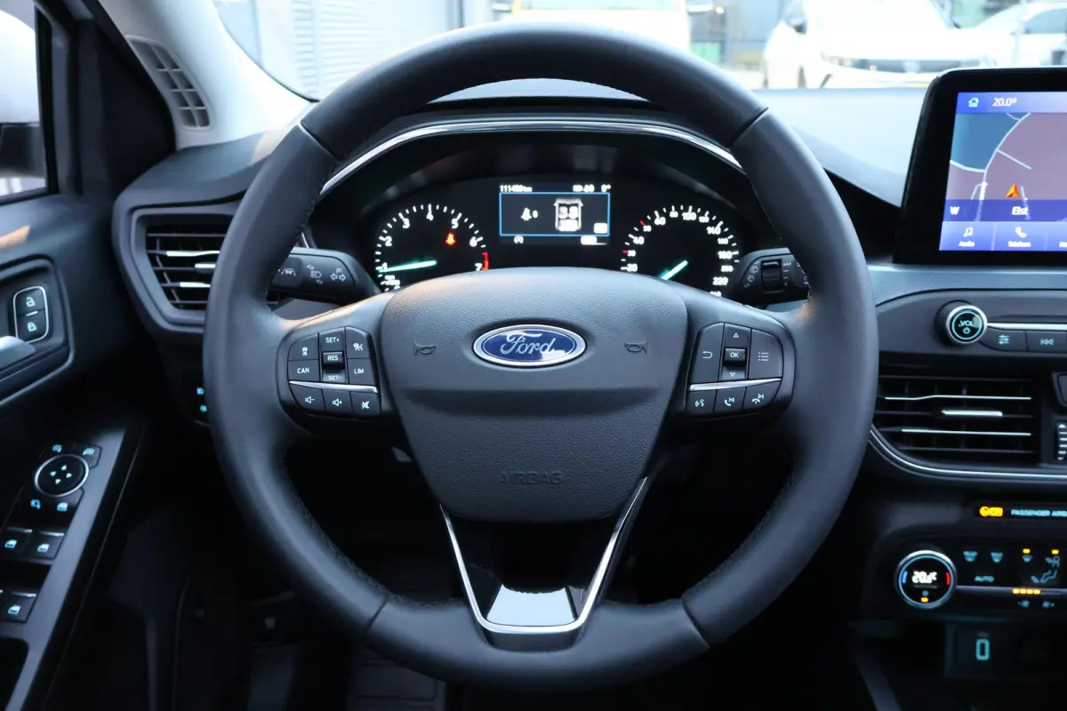 1.0 Hybrid Active Business 1e Eigenaar | NL-Auto | Volledig Onderh | BTW | Pano | B&O | Camera | Navi | Carplay | Bots | ADCruise | Keyless | Full Led | LMV | PDC