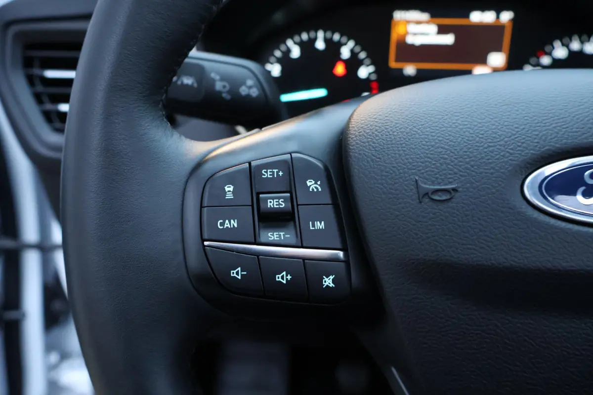 1.0 Hybrid Active Business 1e Eigenaar | NL-Auto | Volledig Onderh | BTW | Pano | B&O | Camera | Navi | Carplay | Bots | ADCruise | Keyless | Full Led | LMV | PDC