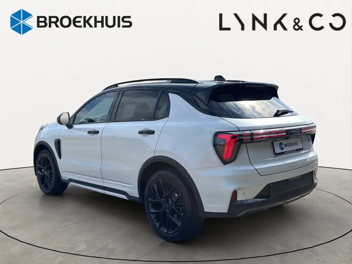 1.5 More | Afwijkende dakkleur | Alarmsysteem | Apple Carplay/Android Auto|telefoonintegratie premium
