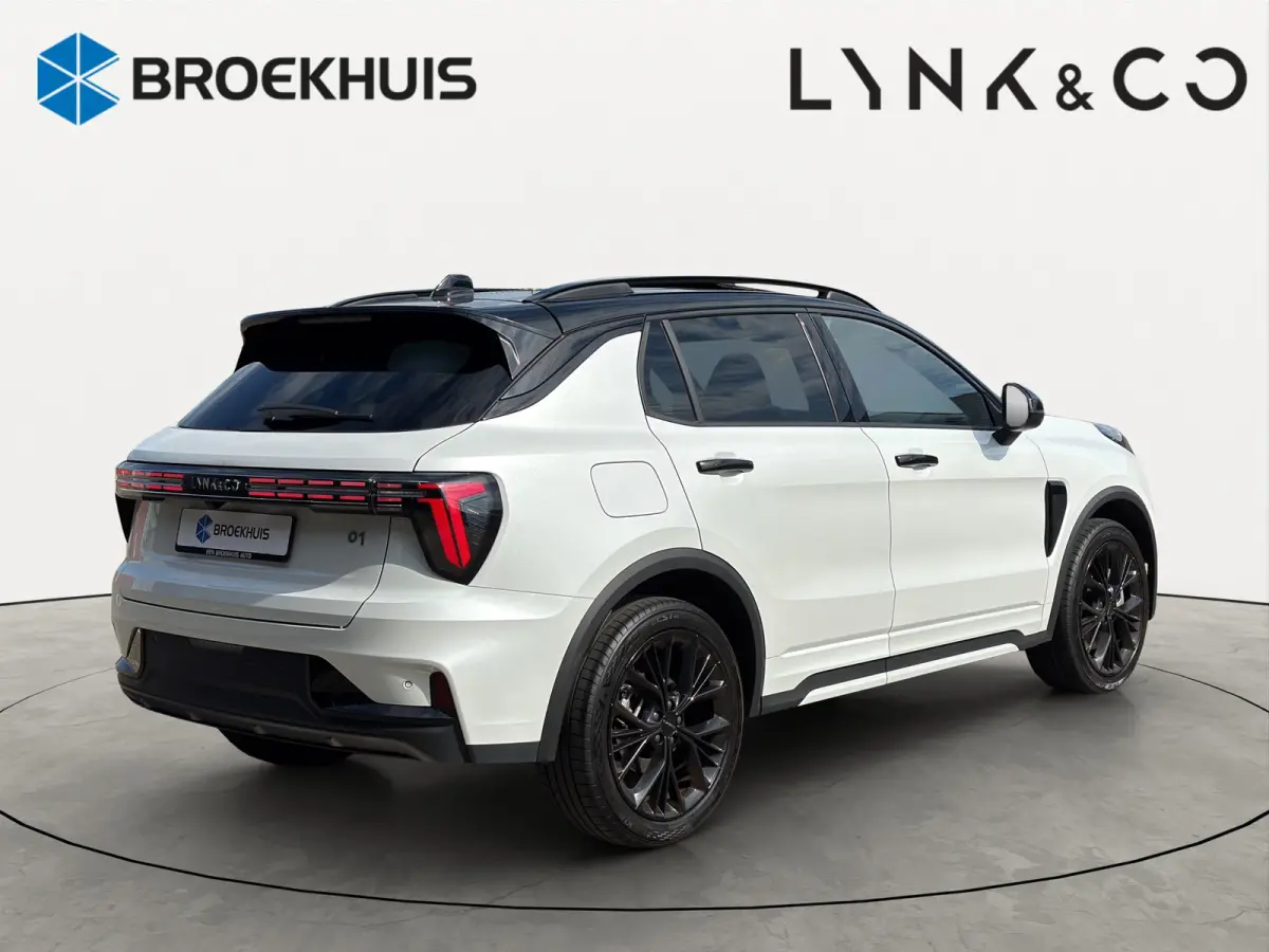 1.5 More | Afwijkende dakkleur | Alarmsysteem | Apple Carplay/Android Auto|telefoonintegratie premium