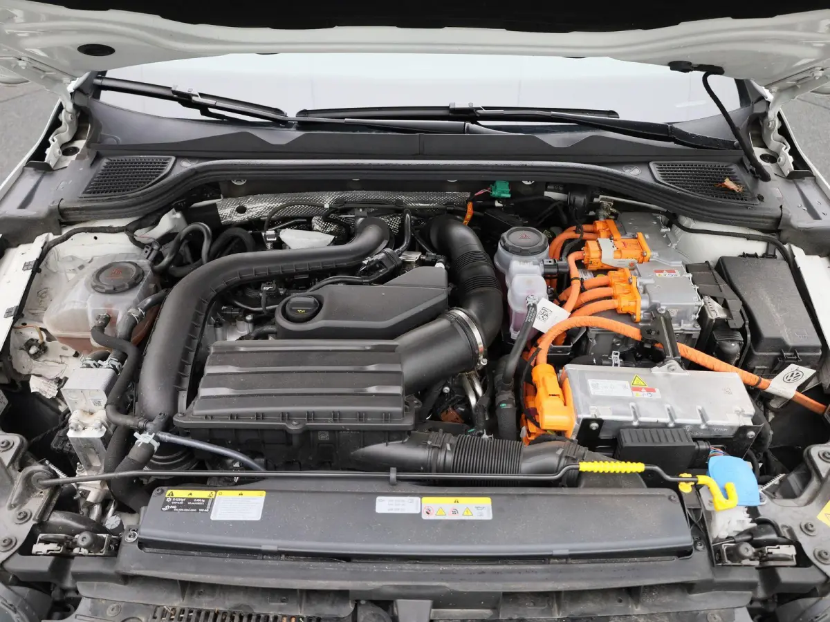 1.5 eHybrid Life Edition