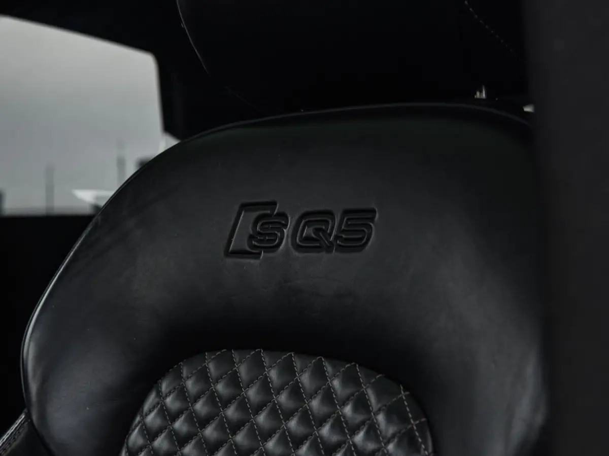 SQ5 3.0 TDI SQ5 Plus quattro 341 PK Grijs Kenteken Panoramadak B&O Leder Standkachel 22" excl. BTW