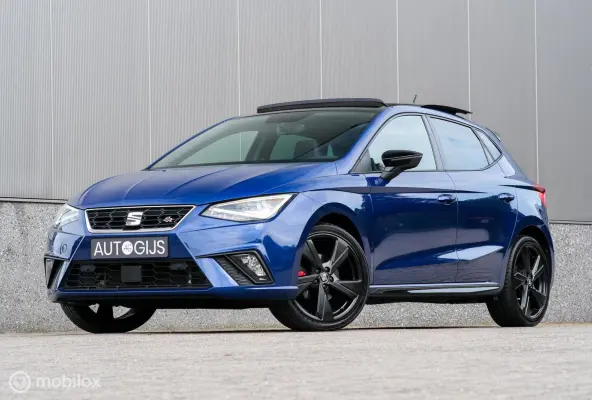 1.0 TSI FR Limited Edition | Panorama | Carplay | Camera | LED | Cruise | Alcantara leder | DSG automaat | PDC |