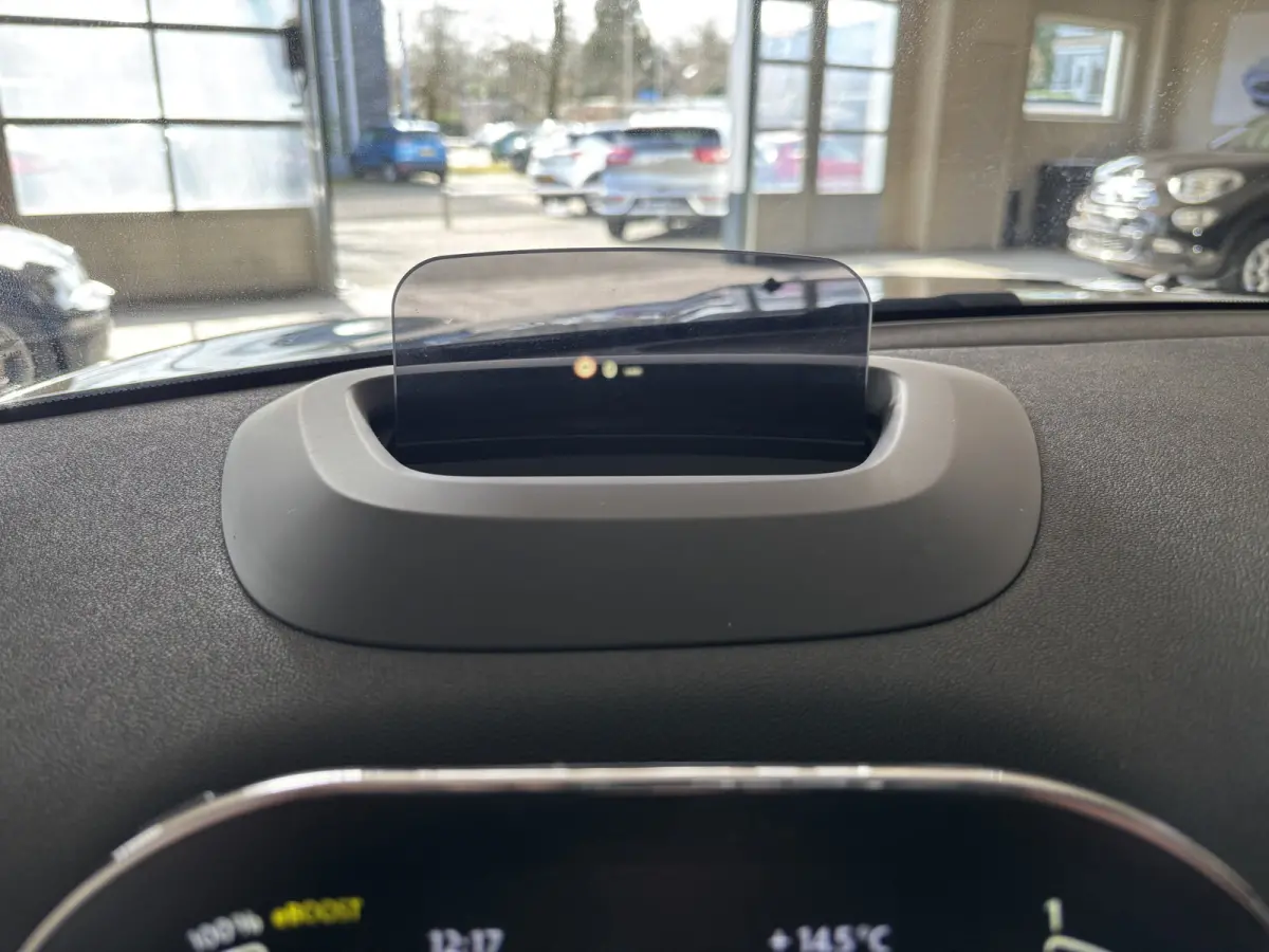 Cooper ALL4 MINI Yours Adaptive cruise Leder Panoramadak, Harman Kardon Head up Memory seats Adaptive Cruise