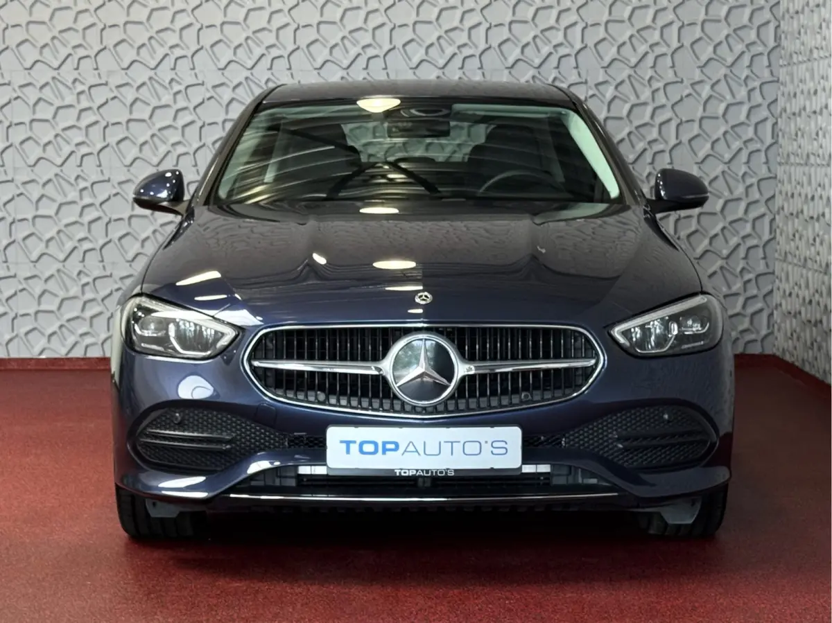 300e 313PK PHEV 12/2024 AVANTGARDE TREKHAAK HALF LEER CAMERA ELEK/STOEL/VERWARMD 12/2024 PHEV PLUG IN HYBRIDE phev