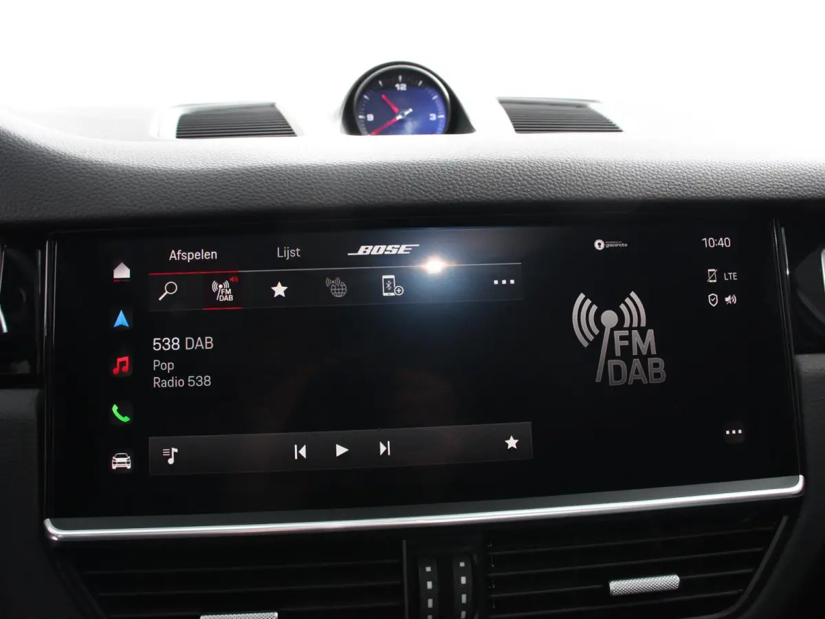 3.0 E-Hybrid 476pk Platinum Edition Leder Panorama dak Luchtvering Comfortstoelen Electrische Navigatie Climate Control Cruise control Lichtmetalen velgen Apple Carplay/ Android Auto