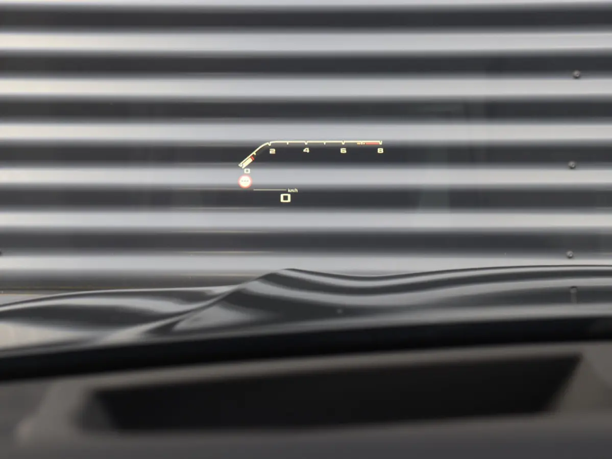 M Competition | Bowers & Wilkins | Driving Assistant Prof. | Panodak | Drivers Package | Parking Assistant Plus | Soft Close | Carbon | 21'' & 22'' LMV |