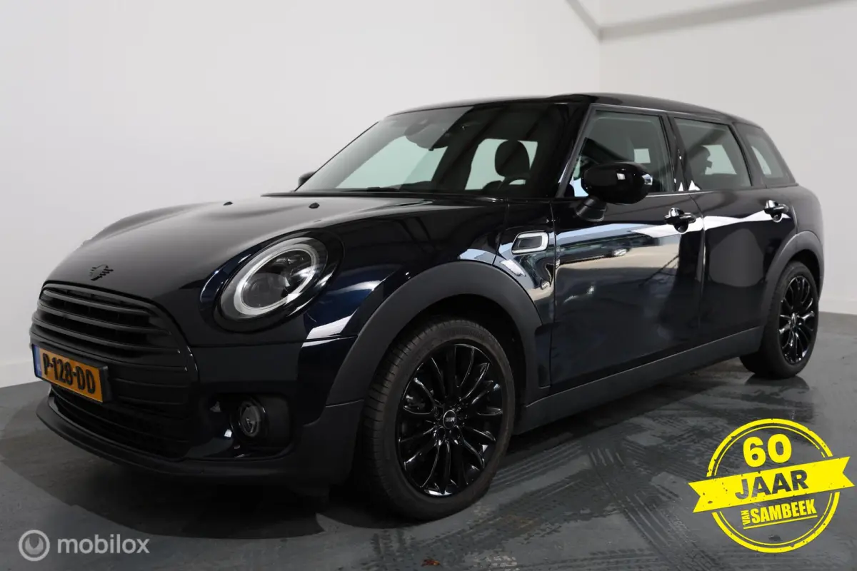 1.5 Cooper -STOEL/STUURVERWARMING - NAVI- AIRCO
