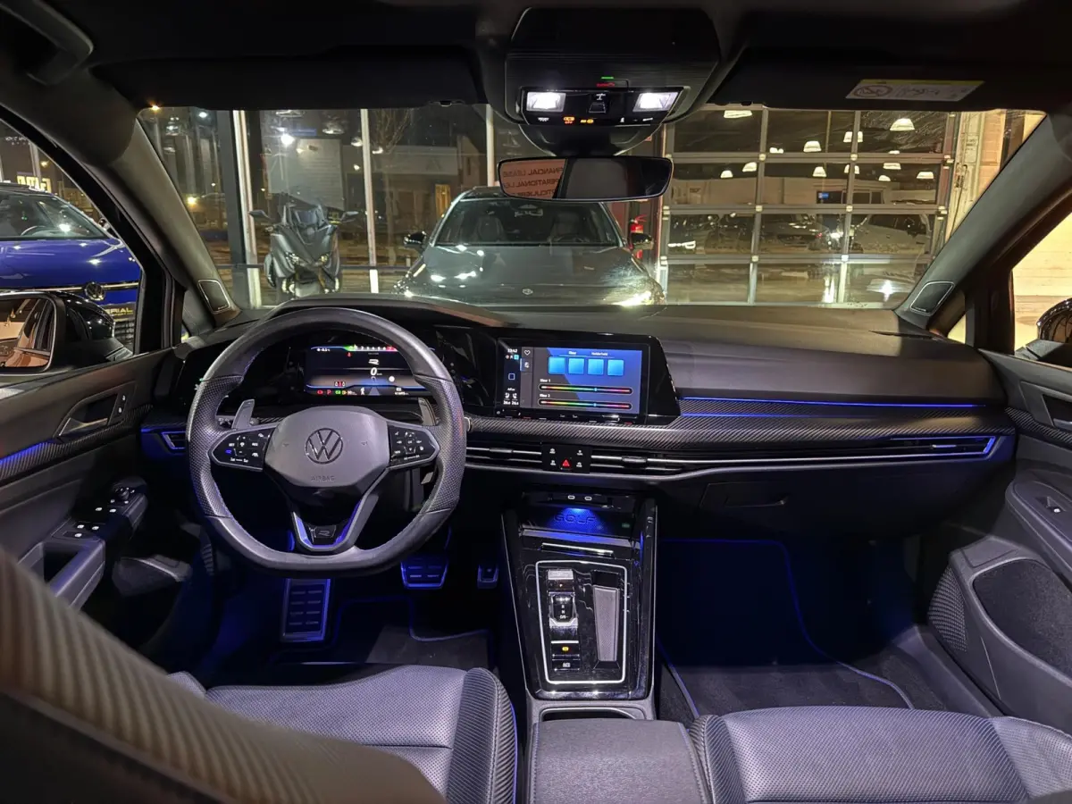 2.0 TSI R 4Motion |AKRA|Pano|HUD|HMK|CAM|MEMORY