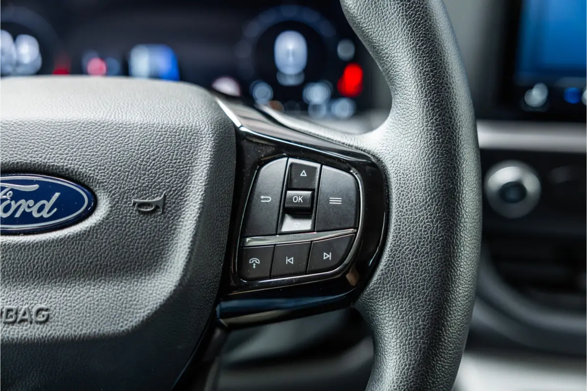 320 2.0 TDCI L2H1 DC | Dubbel Cabine | L+R Schuifdeur | 5-Zitter | Camera | CarPlay | Lane Assist | PDC V+A | Raptor Edition | Verlengde fabrieksgarantie tot 12-2029