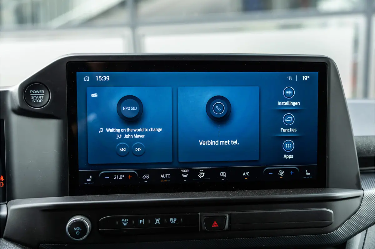 320 2.0 TDCI L2H1 DC | Dubbel Cabine | L+R Schuifdeur | 5-Zitter | Camera | CarPlay | Lane Assist | PDC V+A | Raptor Edition | Verlengde fabrieksgarantie tot 12-2029