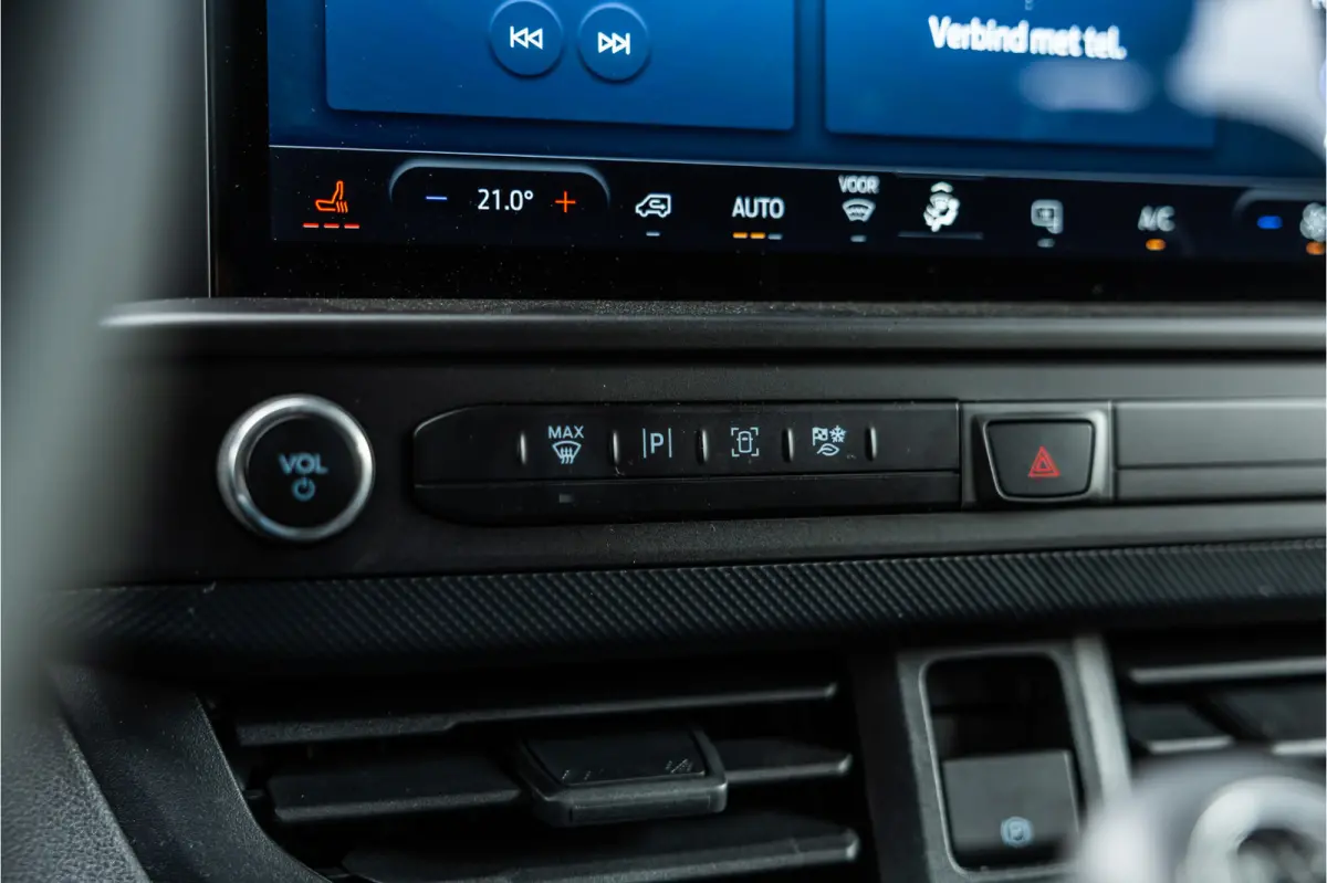 320 2.0 TDCI L2H1 DC | Dubbel Cabine | L+R Schuifdeur | 5-Zitter | Camera | CarPlay | Lane Assist | PDC V+A | Raptor Edition | Verlengde fabrieksgarantie tot 12-2029