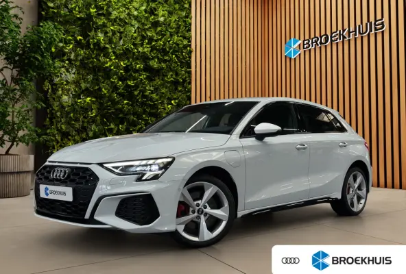 45 TFSI e S edition Competition | Adaptive Cruise | Sfeerverlichting | Stoelverwarming | Sportstoelen | CarPlay