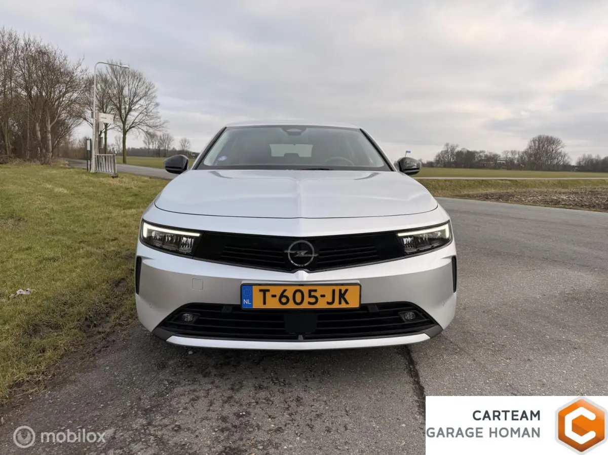 1.2 Turbo 130pk Business Edition trekhaak|Carplay/nav|Camera| Led