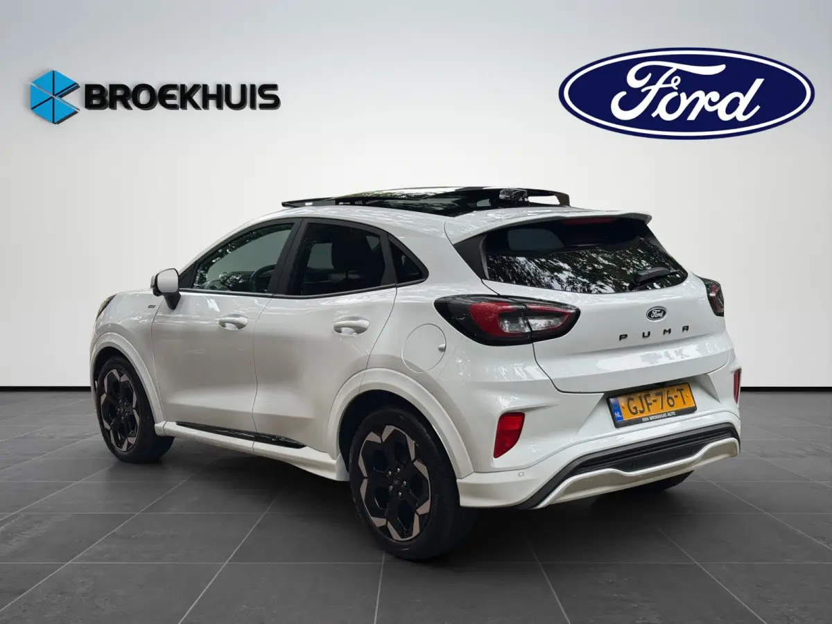 1.0 EcoBoost ST-Line X Automaat 125pk | Driver Assistance & Winter Pack | Pano dak |