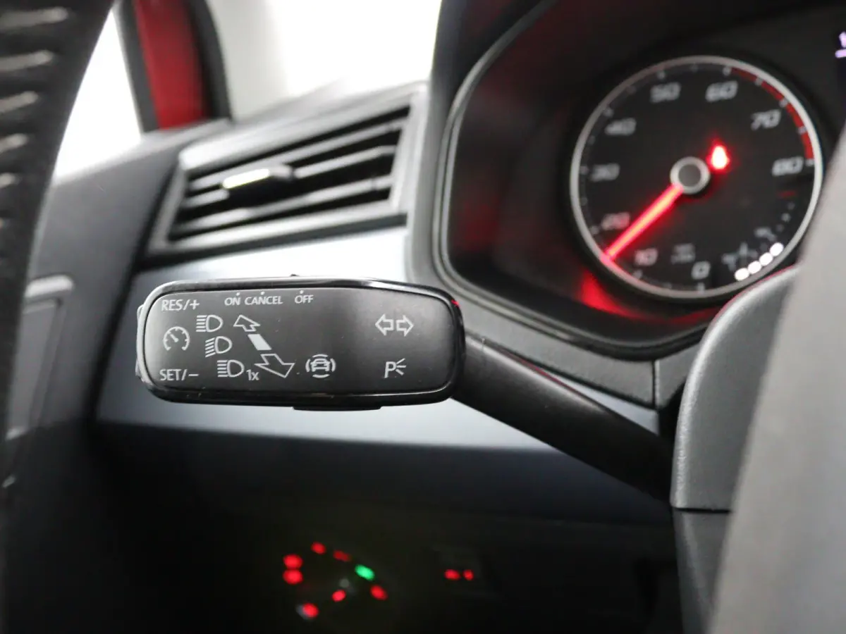 1.0 TSI Style | Apple Carplay/Android Auto | Parkeersensoren |